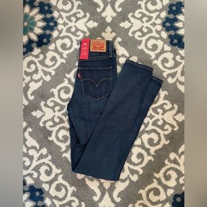 Levi high rise skinny jeans, new with tags, size 2 (26), long